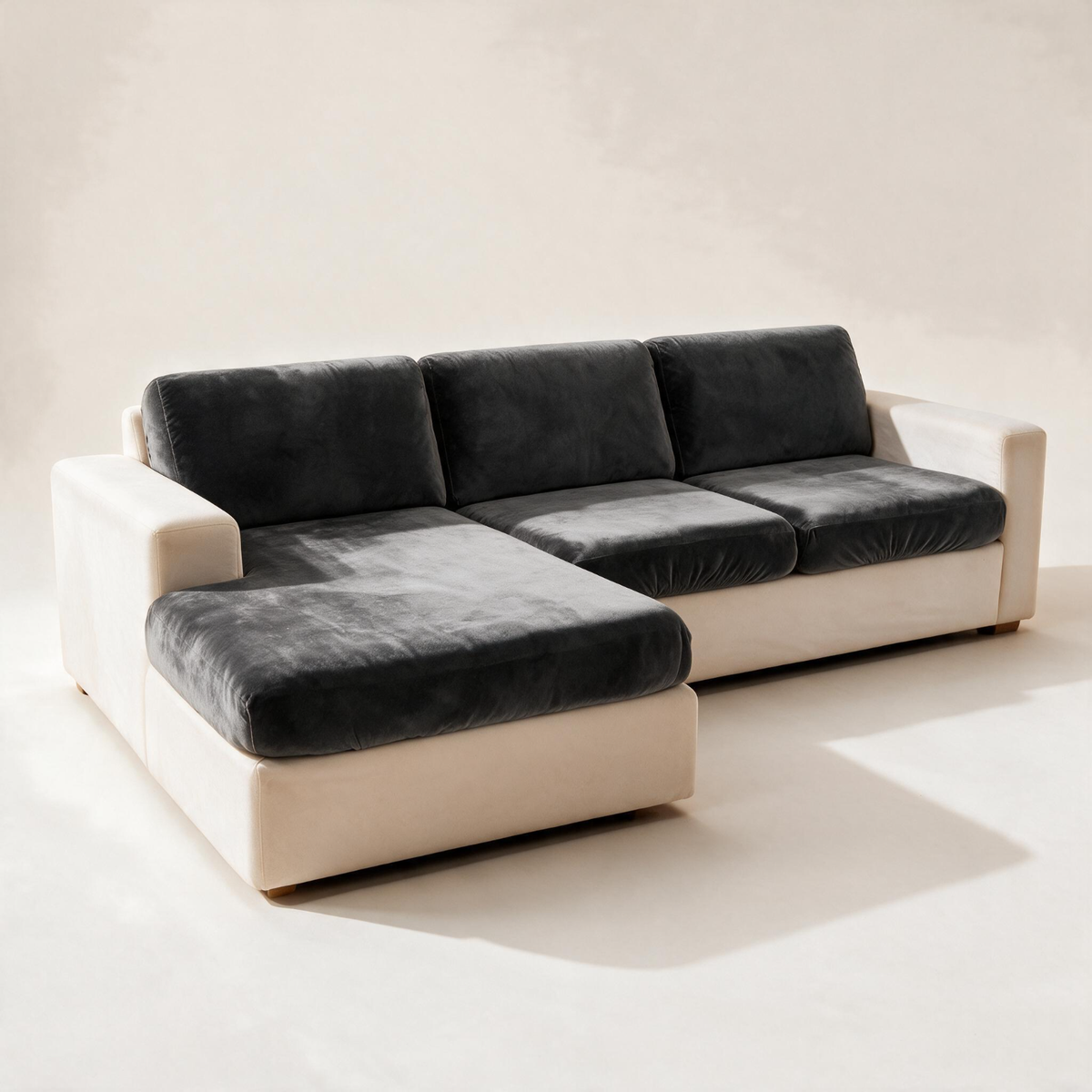 Housse de coussin de canapé Velours · Gris · Extensible — Vue du canapé d’angle