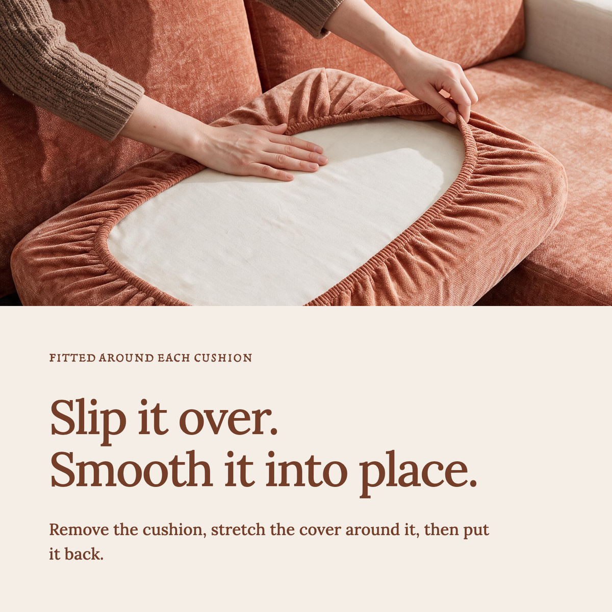 Housse de coussin de canapé Luma · Orange · Extensible — Enfilez la housse et lissez le tissu