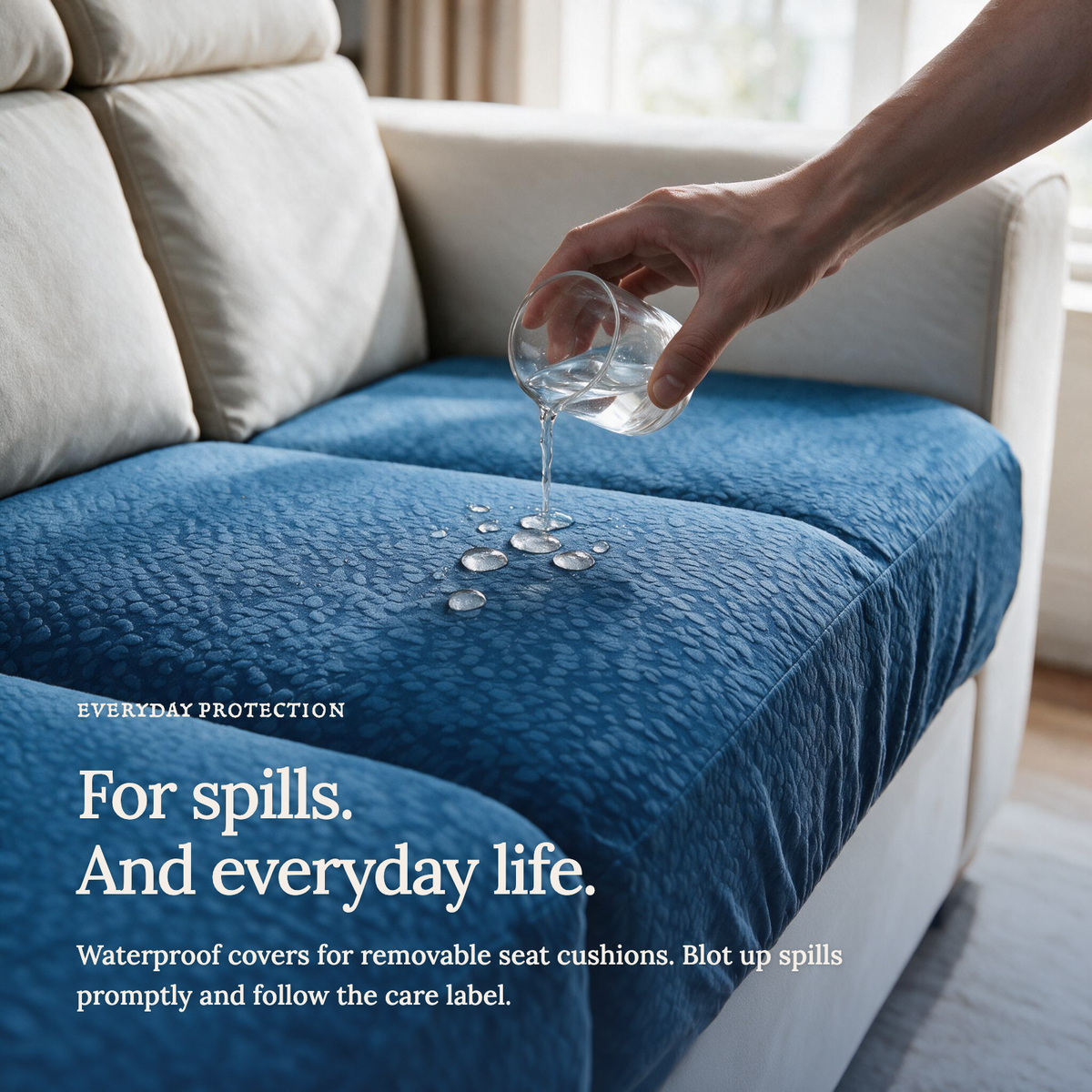 Housse de coussin de canapé Imperméable · Bleu foncé — La protection en détail