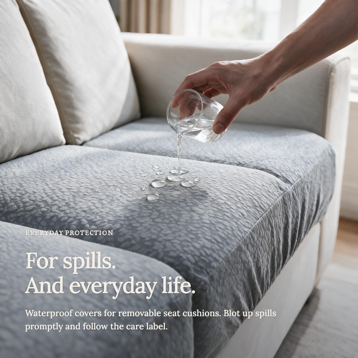 Housse de coussin de canapé Imperméable · Gris clair — La protection en détail
