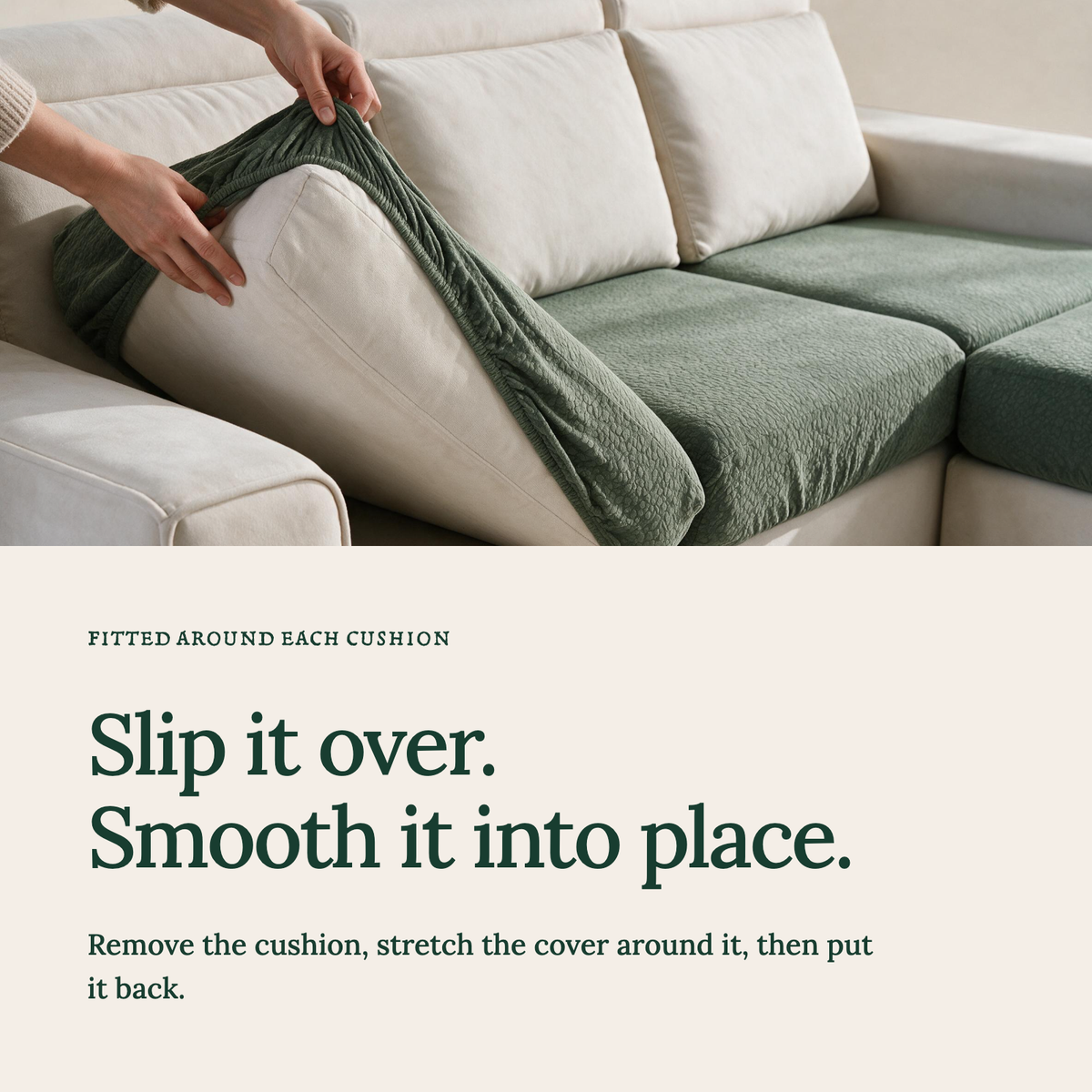 Housse de coussin de canapé Imperméable · Vert forêt — Enfilez la housse et lissez le tissu