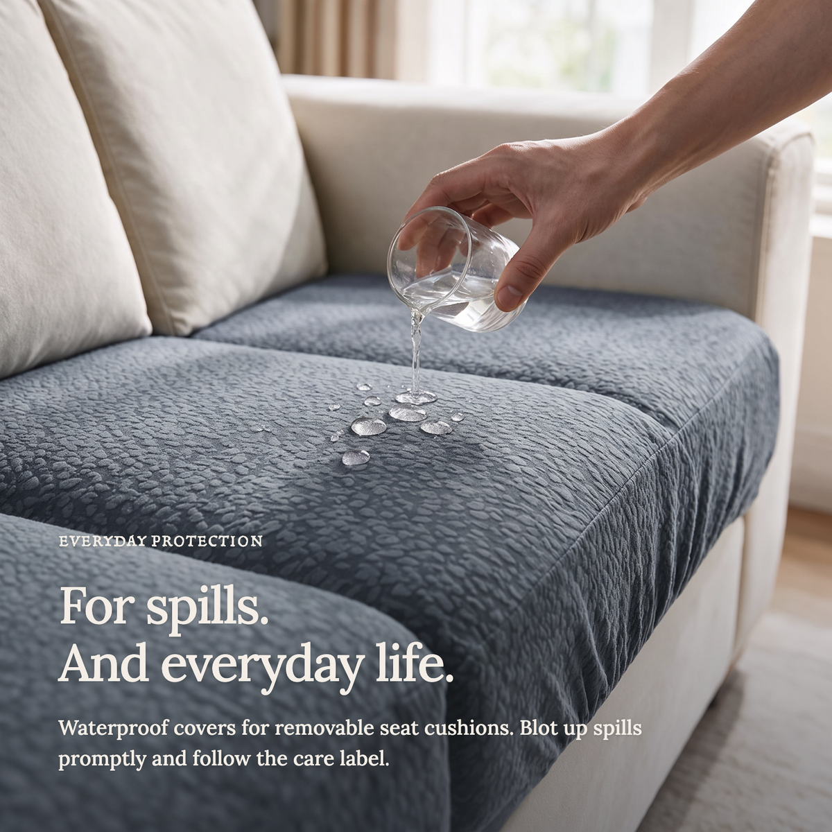 Housse de coussin de canapé Imperméable · Gris foncé — La protection en détail