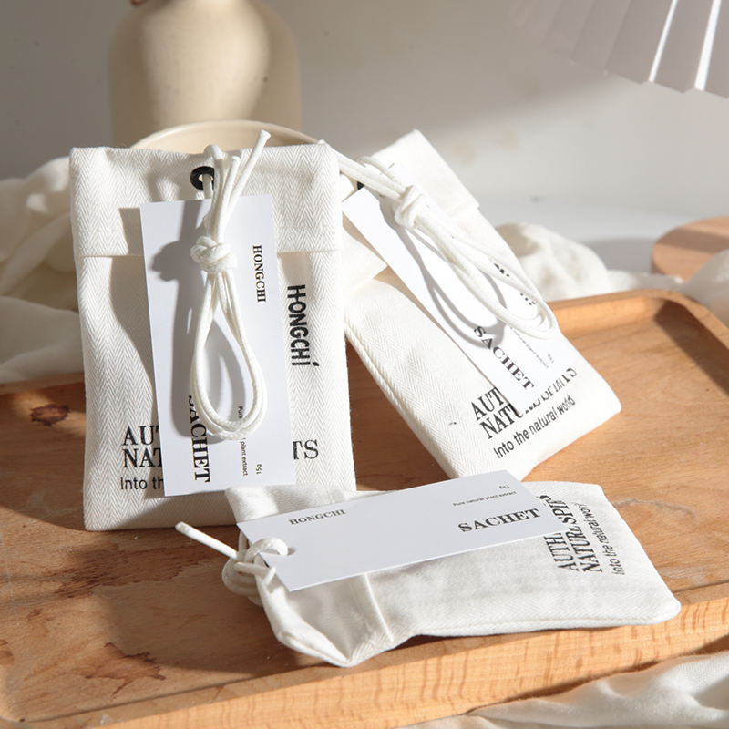 Sachet parfumé en lin (vue 2)