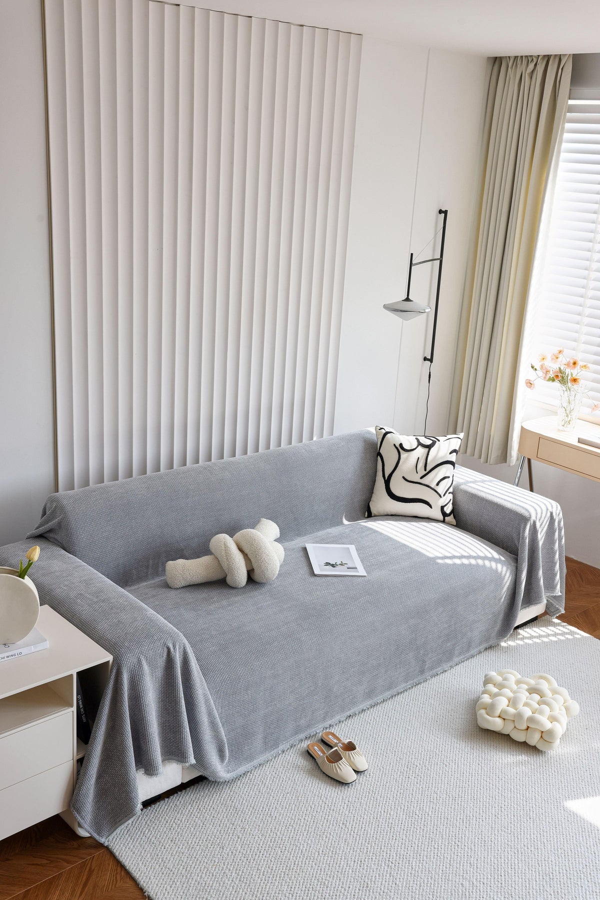Jeté de canapé Coveri · Gris clair (vue 2)