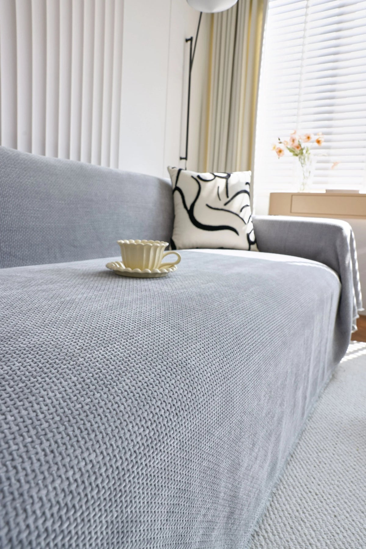 Jeté de canapé Coveri · Gris clair (vue 3)