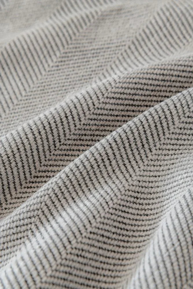 Plaid Herpome · Gris perle (vue 7)