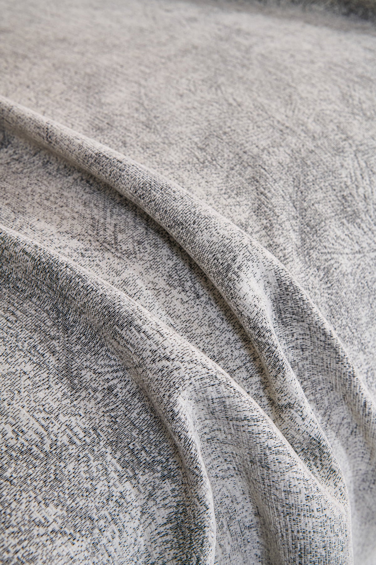 Plaid Mistara · Gris perle (vue 6)