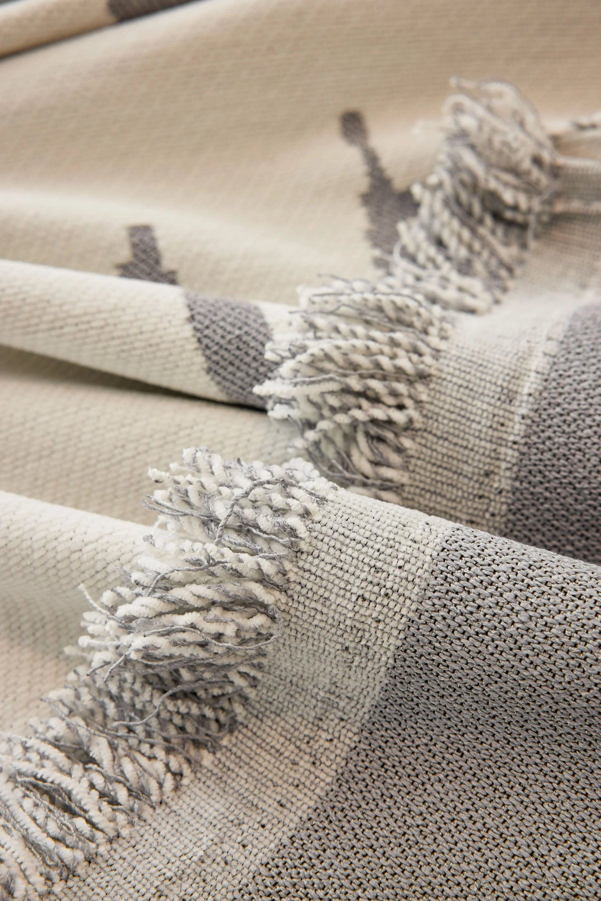 Jeté de canapé Skymoore · Gris (vue 5)